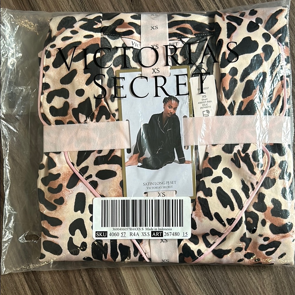 Victoria's Secret Leopard Print Satin Pajama Set
